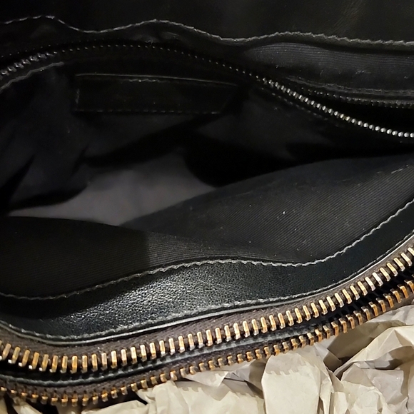 Saint Laurent Loulou Medium Bag - Picture 15 of 16